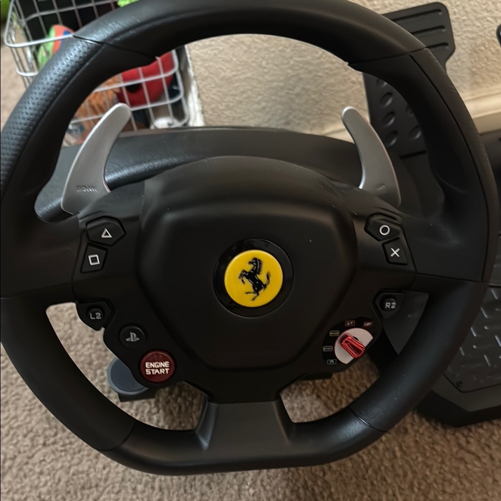 Ferrari Racing Wheel and Pedals Set - Picture 3 of 4